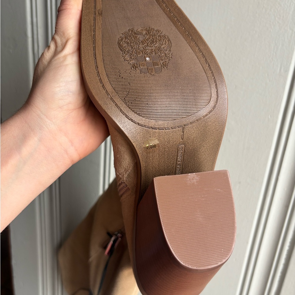 Women’s Tan Suede Tall Vince Camuto Afelia Wood Heel Boots NEW Size 9.5M - Picture 7 of 12